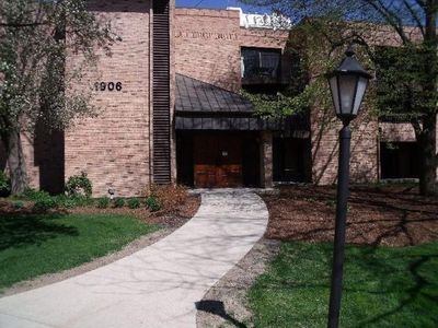 1906 E Shorewood Blvd UNIT 252, Shorewood, WI, 53211
