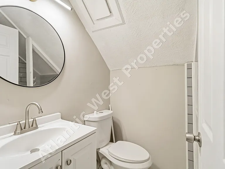 1512 Blair Ave #D — Photo 9