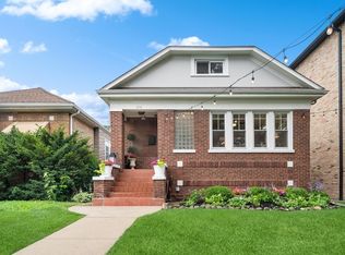 3618 N Bernard St, Chicago, IL 60618