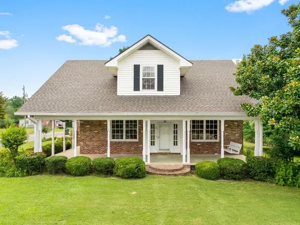 910 14th Ave W, Jasper, AL 35501