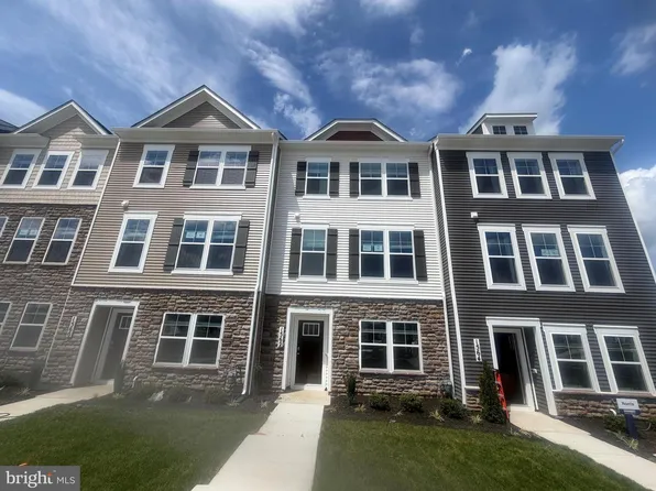 1562 Bentstalk Dr, Frederick, MD 21703