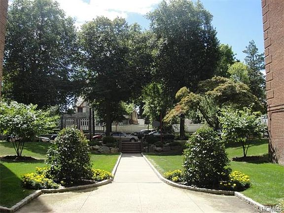 3rd image of 485 E Lincoln Ave