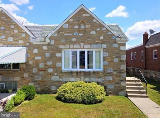 7733 Richard St, Philadelphia, PA 19152