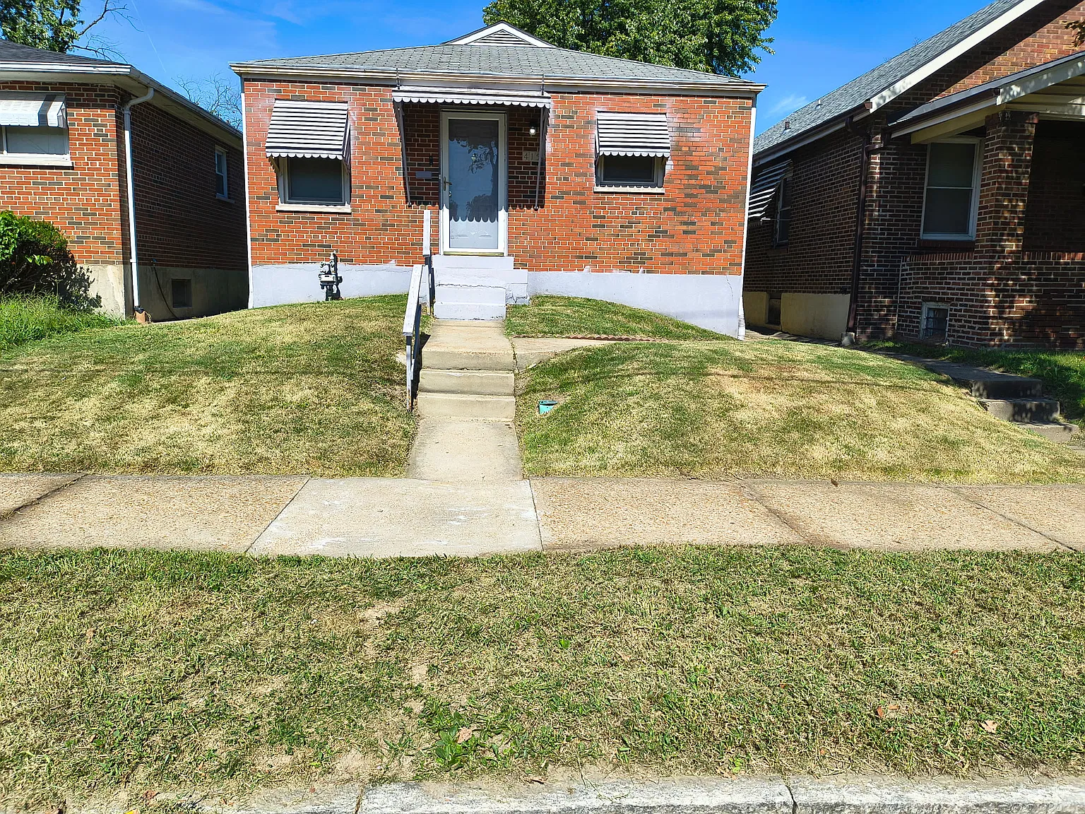 2 bed, 768 sqft, $1,000 — Photo 1