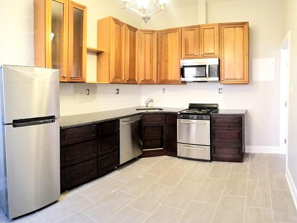1st image of 716 S 51st St #1-B