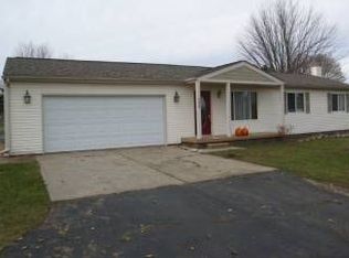 784 S Wilder Rd, Lapeer, MI 48446