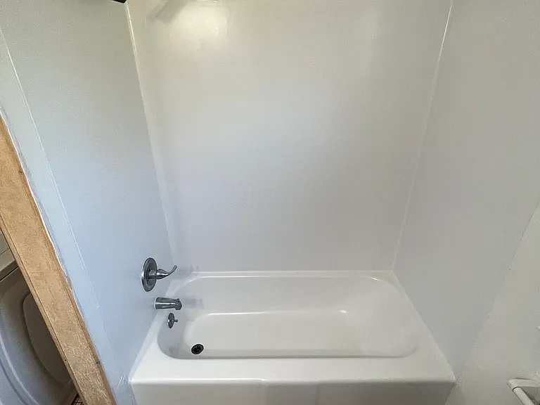 4 Madison Rd #B — Photo 7