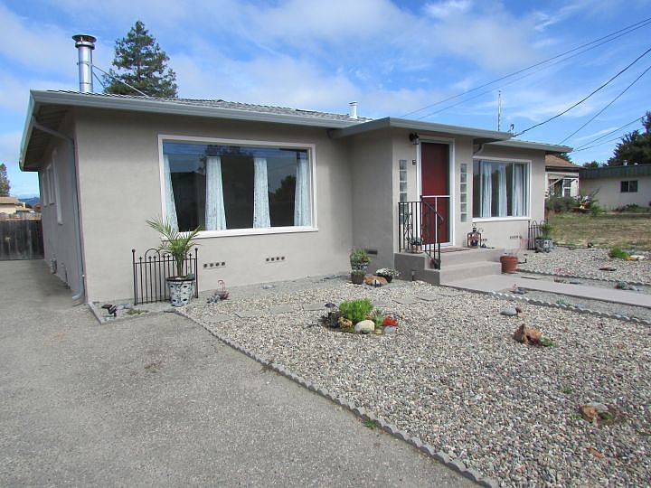 1st image of 2135 Chanticleer Ave