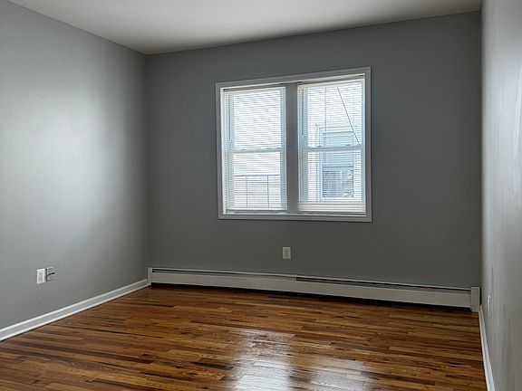 5th image of 132-136 Elm Ave #6