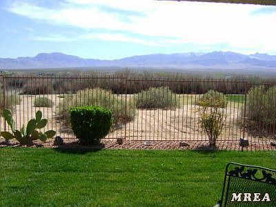Beautiful Mountain and golf course view