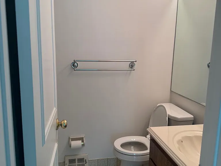 14 Oak Knoll Dr — Photo 21