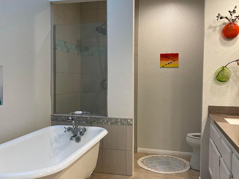15895 Avenida Villaha — Photo 7