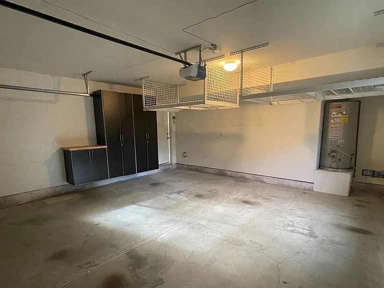 3231 Royal Oaks Dr — Photo 16