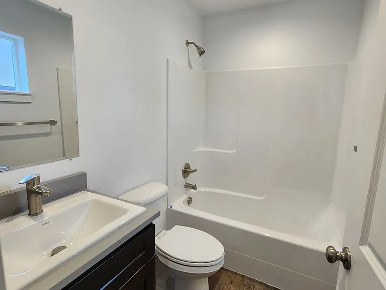 1010 Peach Rd — Photo 13