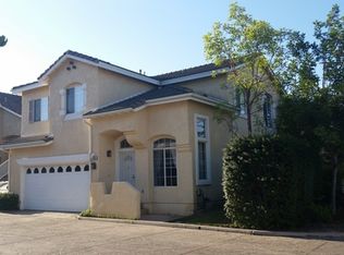 160 Harpstone Ln, Simi Valley, CA 93065