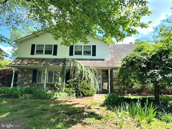 3663 Sipler Ln, Huntingdon Valley, PA 19006
