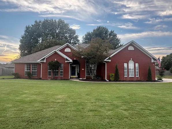 28 Weaver Cir, Vilonia, AR 72173