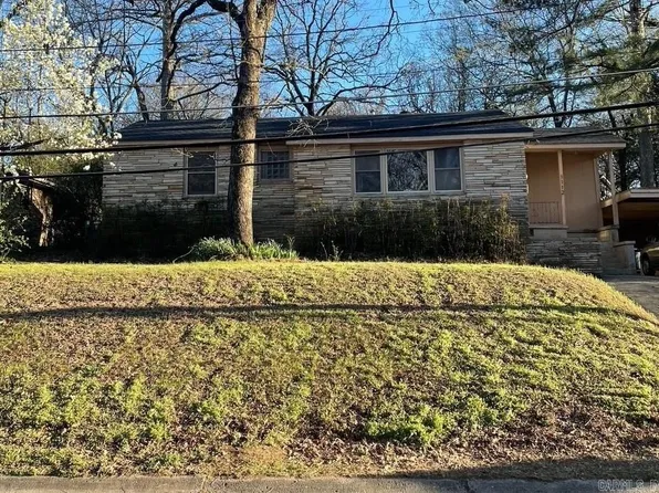 1112 Waterside Dr, N Little Rock, AR 72116