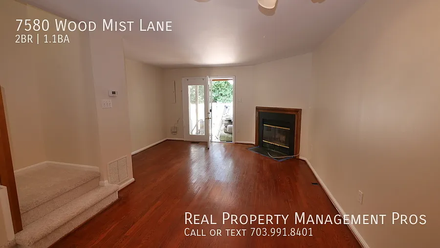 Bright and spacious two-level townhome pairs comfort with an unbeatable location. — Photo 2
