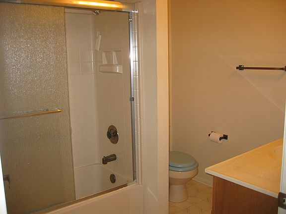 4th image of 13023 Rainwood Ct