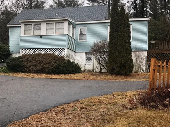 266 Pleasant St, Franklin, MA 02038