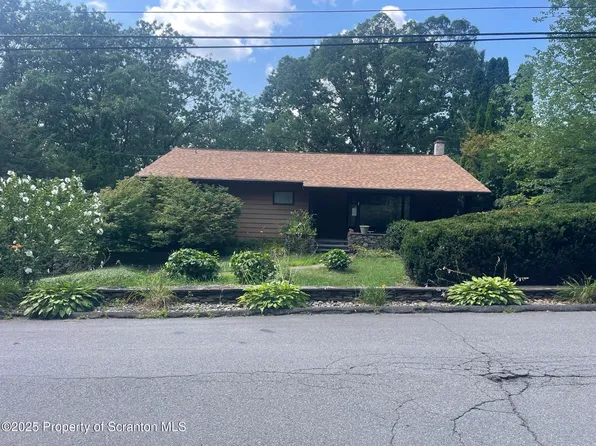 302 Conroy Ave, Scranton, PA 18505