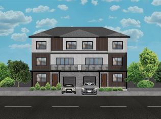 14995 Bluebird Cres, Surrey, BC V3R4T8