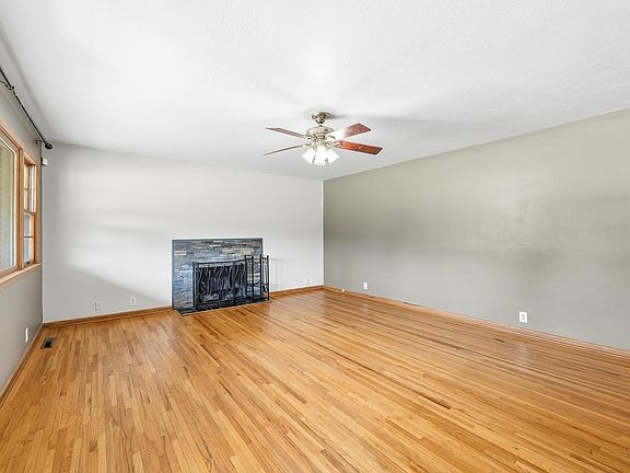4th image of 5700 E Perryton St