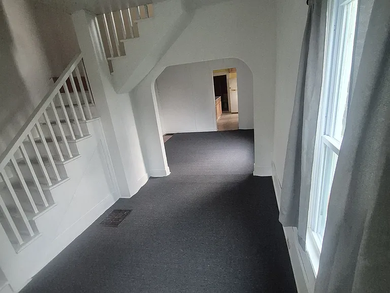 400 Jackson St #2 — Photo 9