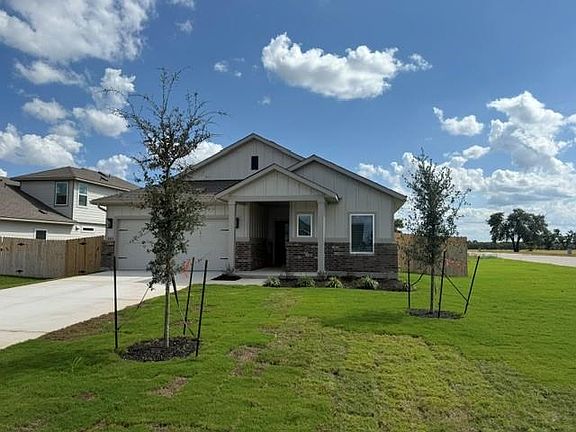 3rd image of 205 Gene Ray Ave