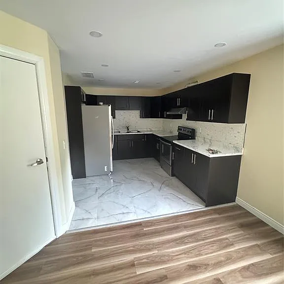 2648 Chick Ct #LOWER — Photo 8
