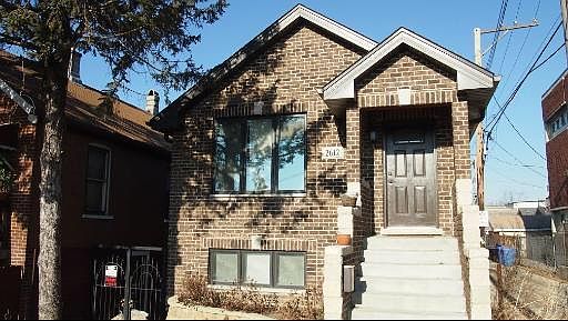 1st image of 2612 S Hillock Ave
