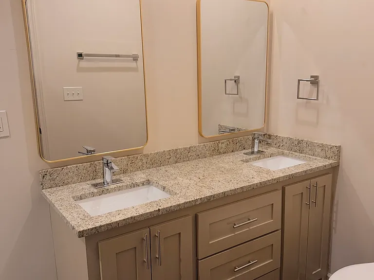 112 Dearborne St #B — Photo 17