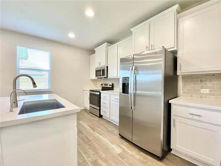 208 Caisson Trl — Photo 13
