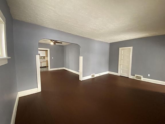3rd image of 3817 W 134th St #1