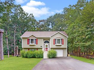 115 Hickory Rd, Milford, PA 18337