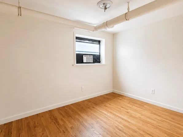 497 Van Cortlandt Park Ave, Yonkers, NY