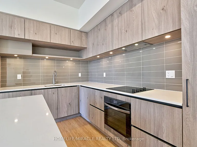 8 David Eyer Rd #1221 — Photo 11
