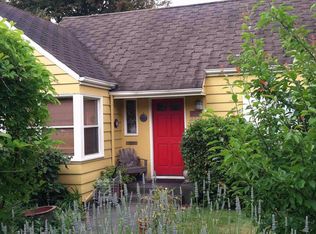 7319 21st Ave NE, Seattle, WA 98115