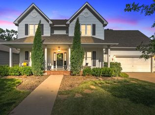 2415 N Vinegate Ct, Wichita, KS 67226