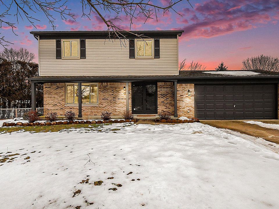 1st image of 1227 Queens Dr