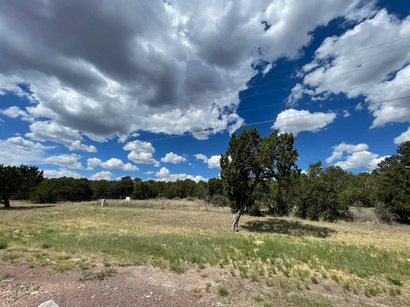 3 Pinon Ridge Rd, Tijeras, NM 87059