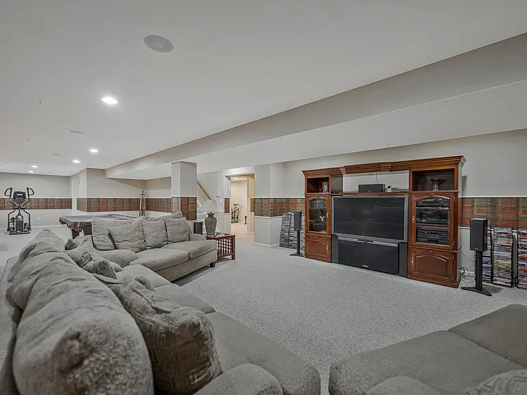 1117 Horizon View Pl — Photo 43