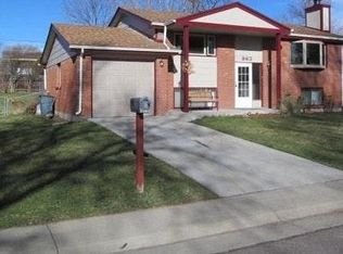863 Nelson St, Lakewood, CO 80215