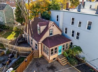 5 Horton Pl, Portland, ME 04102