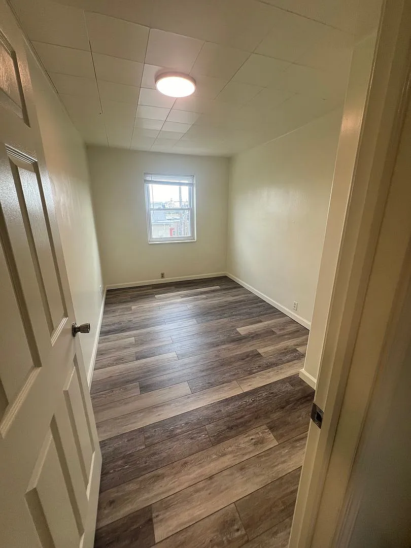 364 oakland ave — Photo 1