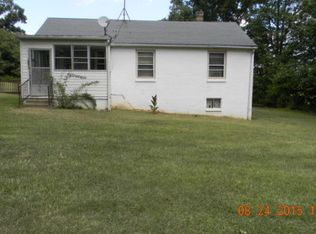 189 Morrison Grove Dr, Charlotte Court House, VA 23923