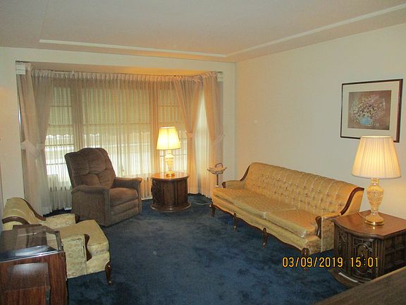 2nd image of 4950 S Leclaire Ave