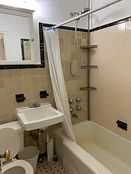 Rented by Salon Realty Corp