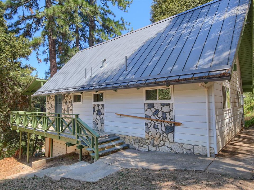 1st image of 42532 Shady Ln